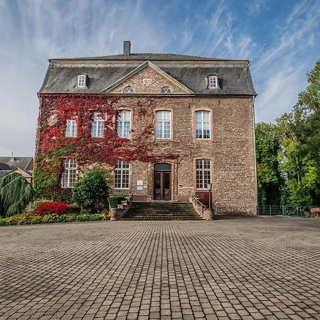 Haus Overbach Otel Jülich