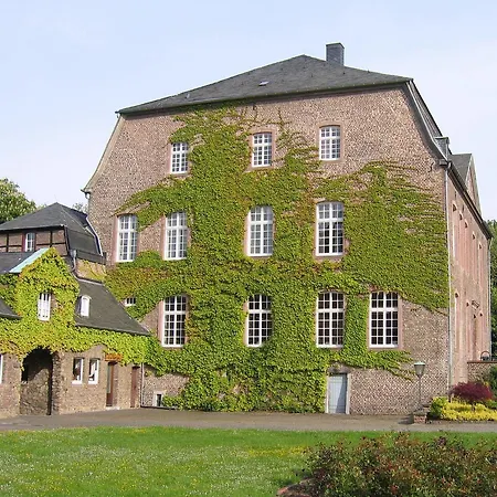 Haus Overbach 3* Jülich