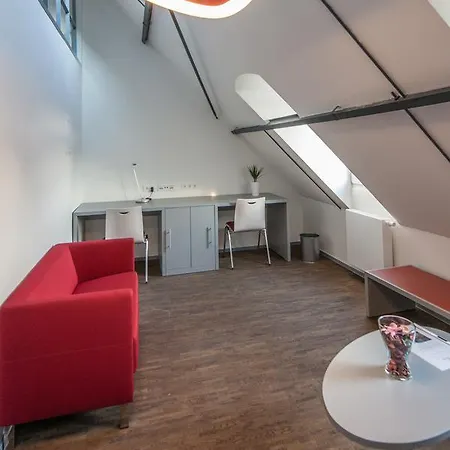 Hotell Haus Overbach 3*