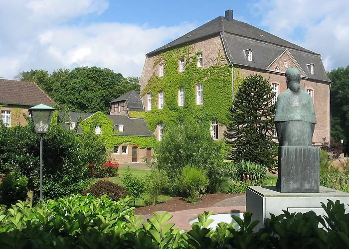 ホテル Haus Overbach